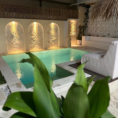 Ellies Hotel Nusa Dua  Luaran gambar
